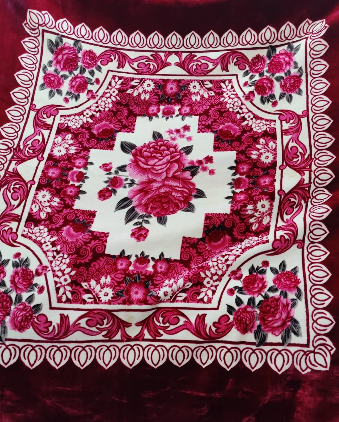 WhatsApp Image 2026-09-08 at 8.40.35 PM ৭ কেজি King Size Double Part Kashmir Blanket7004 - Image 1