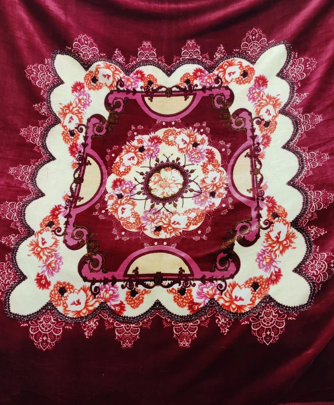 WhatsApp Image 2026-09-08 at 8.40.36 PM (2) ৭ কেজি King Size Double Part Kashmir Blanket7002 - Image 1