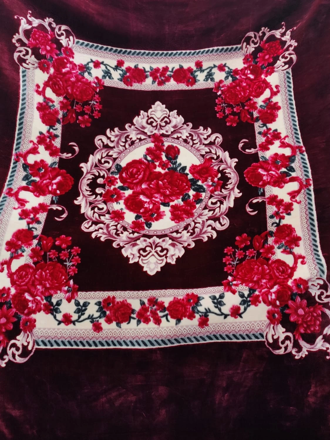 WhatsApp Image 2026-09-08 at 8.40.36 PM ৭ কেজি King Size Double Part Kashmir Blanket7001 - Image 1